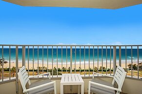 Pacific Plaza Apartments