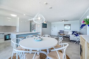 Pacific Plaza Apartments