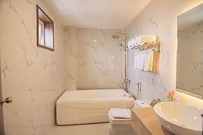 Gold Hotel Da Nang by Haviland