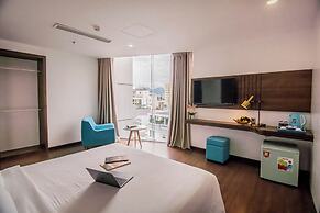 Gold Hotel Da Nang by Haviland