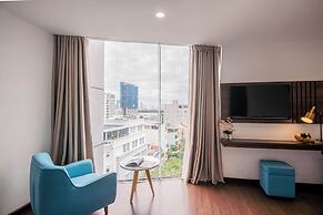 Gold Hotel Da Nang by Haviland