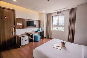 Gold Hotel Da Nang by Haviland