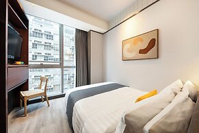 Dash Living on Queen's