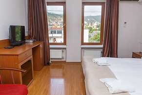 Hotel Nata