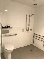 St Kilda Central Apartment Hotel