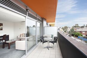 St Kilda Central Apartment Hotel