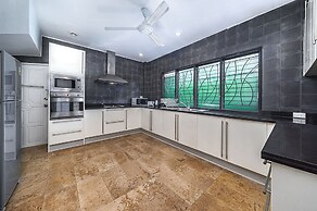 Chaweng Lakeview Residence