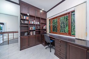 Chaweng Lakeview Residence