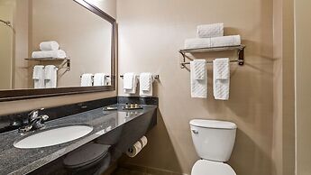 Green Mill Village Hotel & Suites, BW Signature Collection