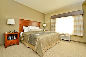Green Mill Village Hotel & Suites, BW Signature Collection