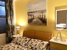 Portrush Holiday Hostel Guest House