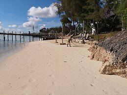 Paradise Beach Resort