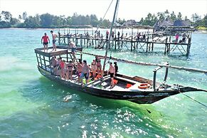 Paradise Beach Resort