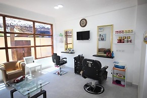 Paradise Beach Resort