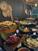 Paradise Beach Resort