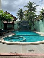 Siem Reap Riverside Hotel