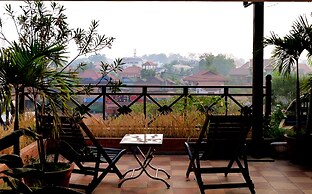 Siem Reap Riverside Hotel