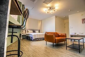 SunMoonLake Loft Inn