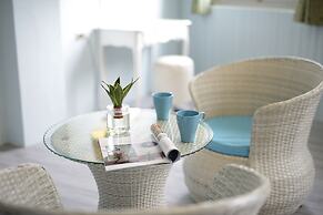 SunMoonLake Loft Inn