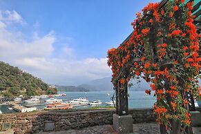 SunMoonLake Loft Inn