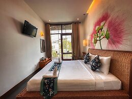 Monsoon Riverside Hotel