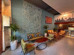 Monsoon Riverside Hotel