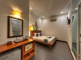 Monsoon Riverside Hotel