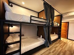 Monsoon Riverside Hotel