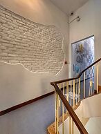 Monsoon Riverside Hotel