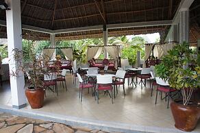 Uroa Bay Beach Resort