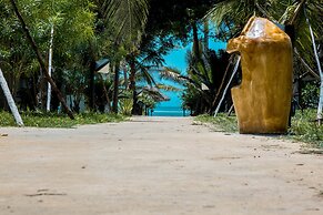 Uroa Bay Beach Resort