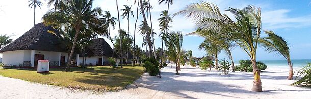 Uroa Bay Beach Resort