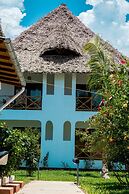 Uroa Bay Beach Resort