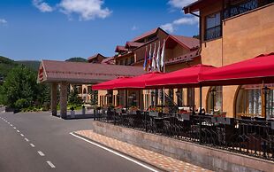Tsaghkadzor Marriott Hotel