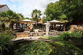 Crazy Bear Hotel-Stadhampton