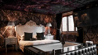 Crazy Bear Hotel-Stadhampton