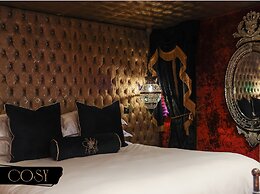 Crazy Bear Hotel-Stadhampton