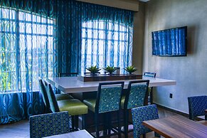Comfort Suites Waco North - Near University Area