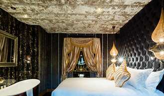 Crazy Bear Hotel-Beaconsfield