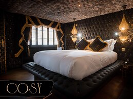 Crazy Bear Hotel-Beaconsfield