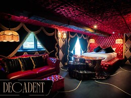 Crazy Bear Hotel-Beaconsfield