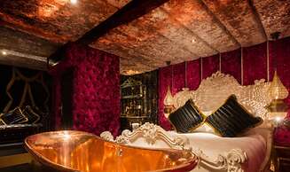 Crazy Bear Hotel-Beaconsfield