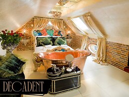 Crazy Bear Hotel-Beaconsfield