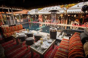 Crazy Bear Hotel-Beaconsfield