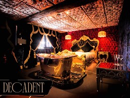 Crazy Bear Hotel-Beaconsfield
