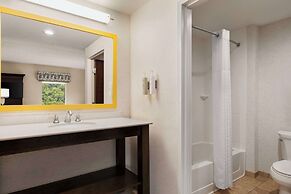 Hampton Inn & Suites Pittsburgh/Waterfront-West Homestead