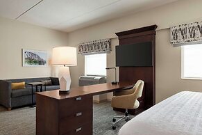 Hampton Inn & Suites Pittsburgh/Waterfront-West Homestead