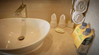 Holiday Inn Xi'an Big Goose Pagoda by IHG