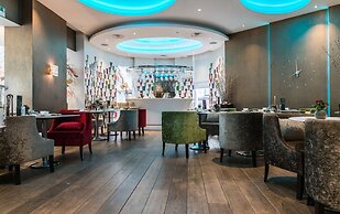 Hotel Xenia, Autograph Collection