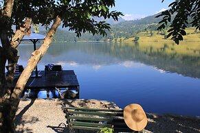 The Begnas Lake Resort & Villas